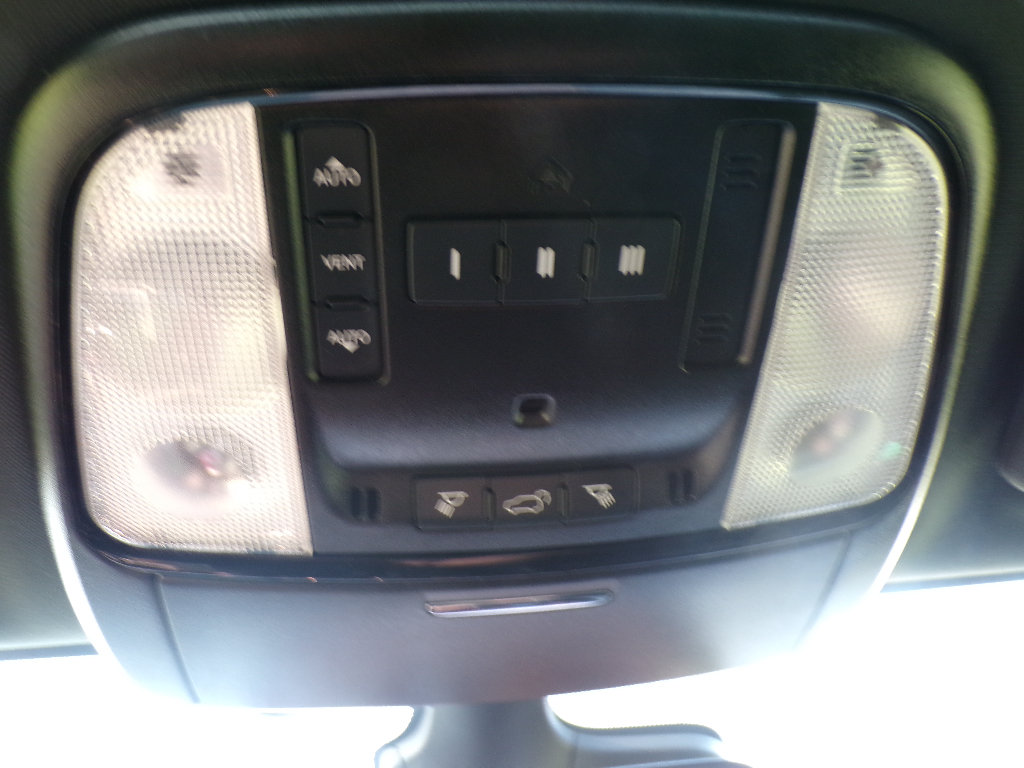 Used 2024 Dodge Durango R/T AWD/4WD image 40