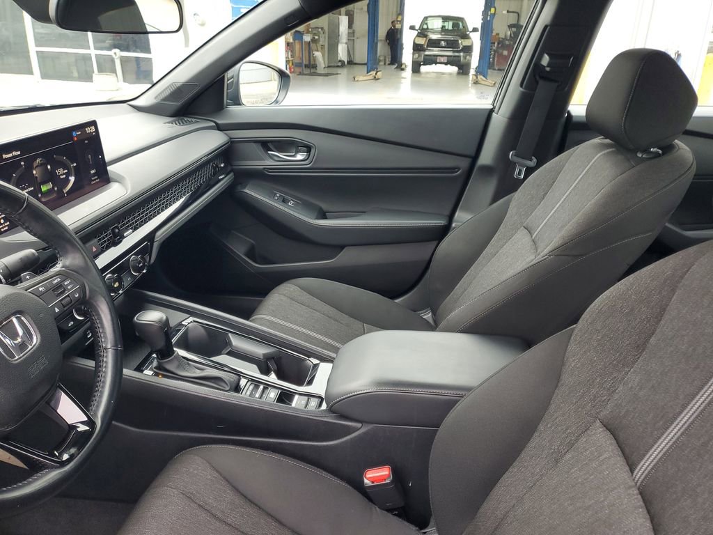 Used 2024 Honda Accord Sport image 14