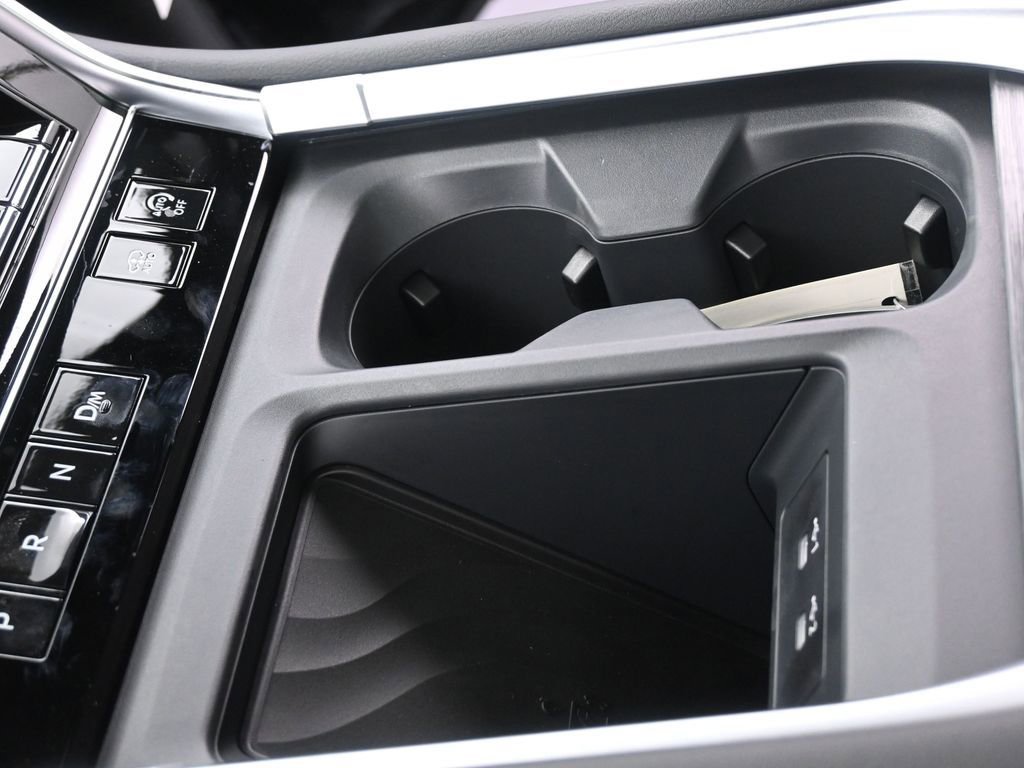 New 2026 Nissan Armada Platinum Reserve image 25