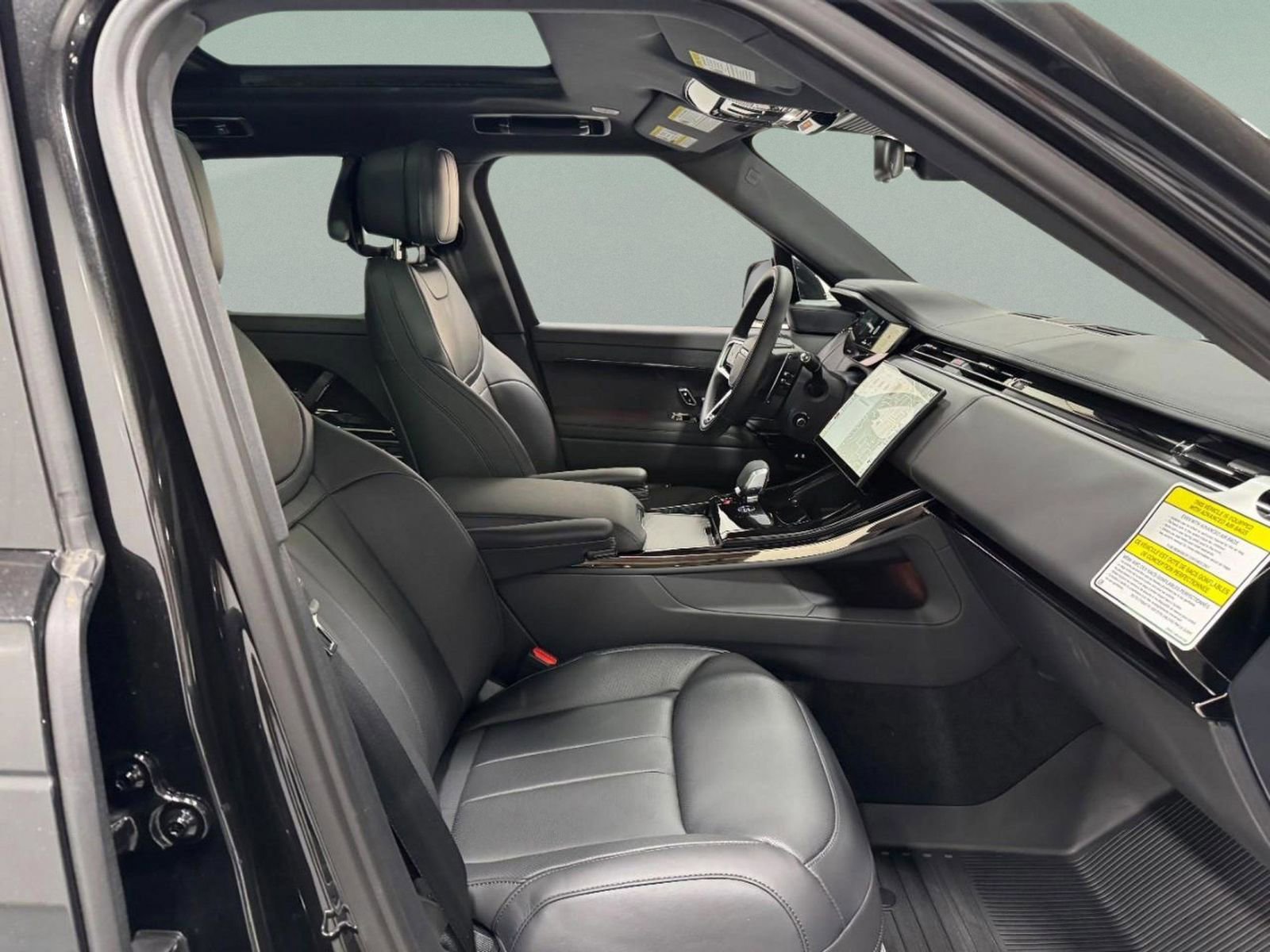 New 2026 Land Rover Range Rover Sport SE image 18