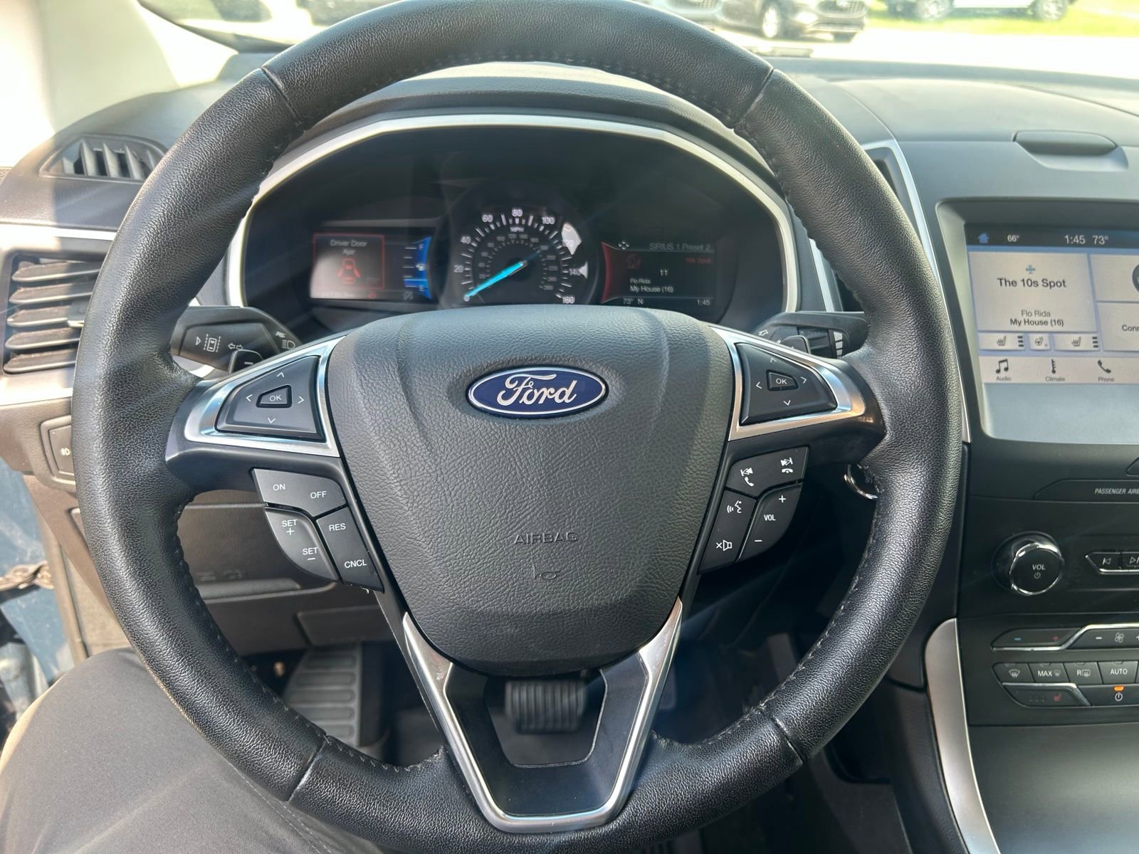 Used 2019 Ford Edge SEL w/ Equipment Group 201A image 10