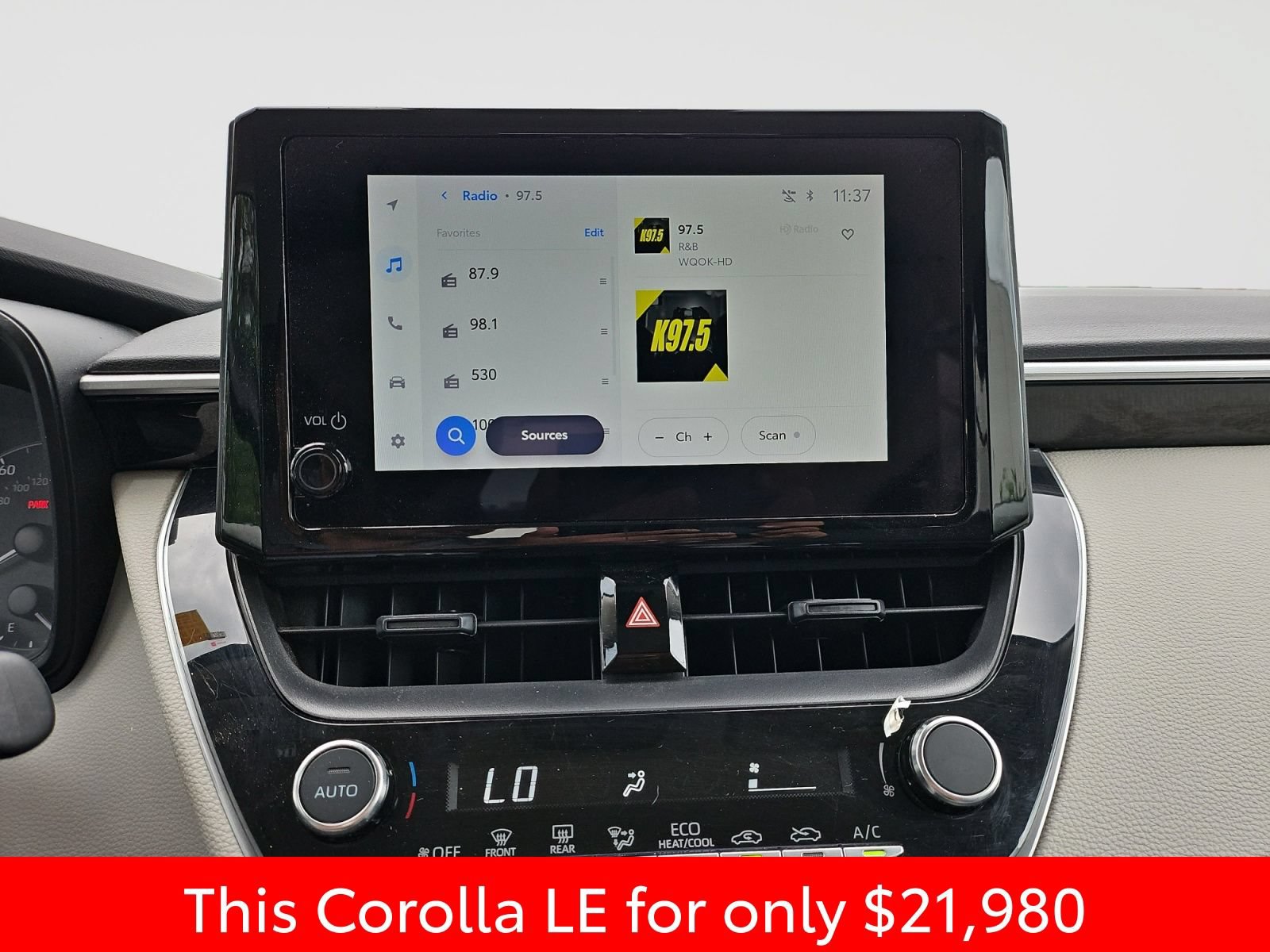 Used 2023 Toyota Corolla LE FWD image 27