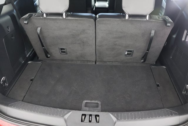 Used 2023 Ford Explorer XLT w/ Equipment Group 202A image 21