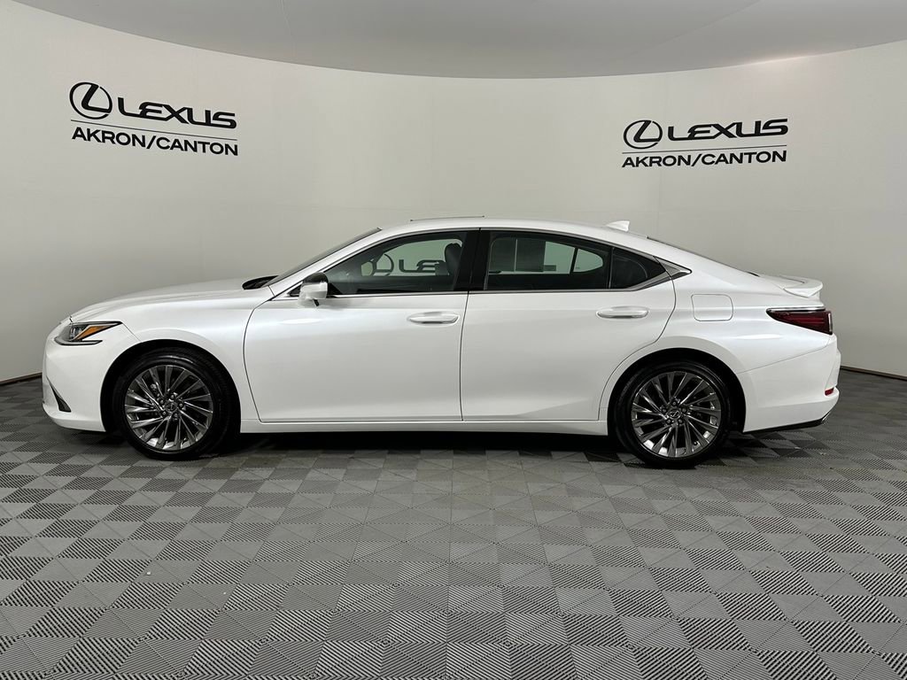 Used 2025 Lexus ES 350 Luxury w/ Technology Package image 11