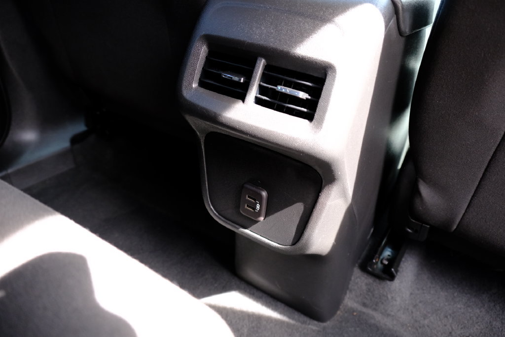 Used 2023 Chevrolet Equinox LT AWD/4WD image 34