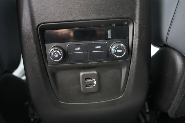 Used 2021 Buick Enclave Essence AWD/4WD image 18