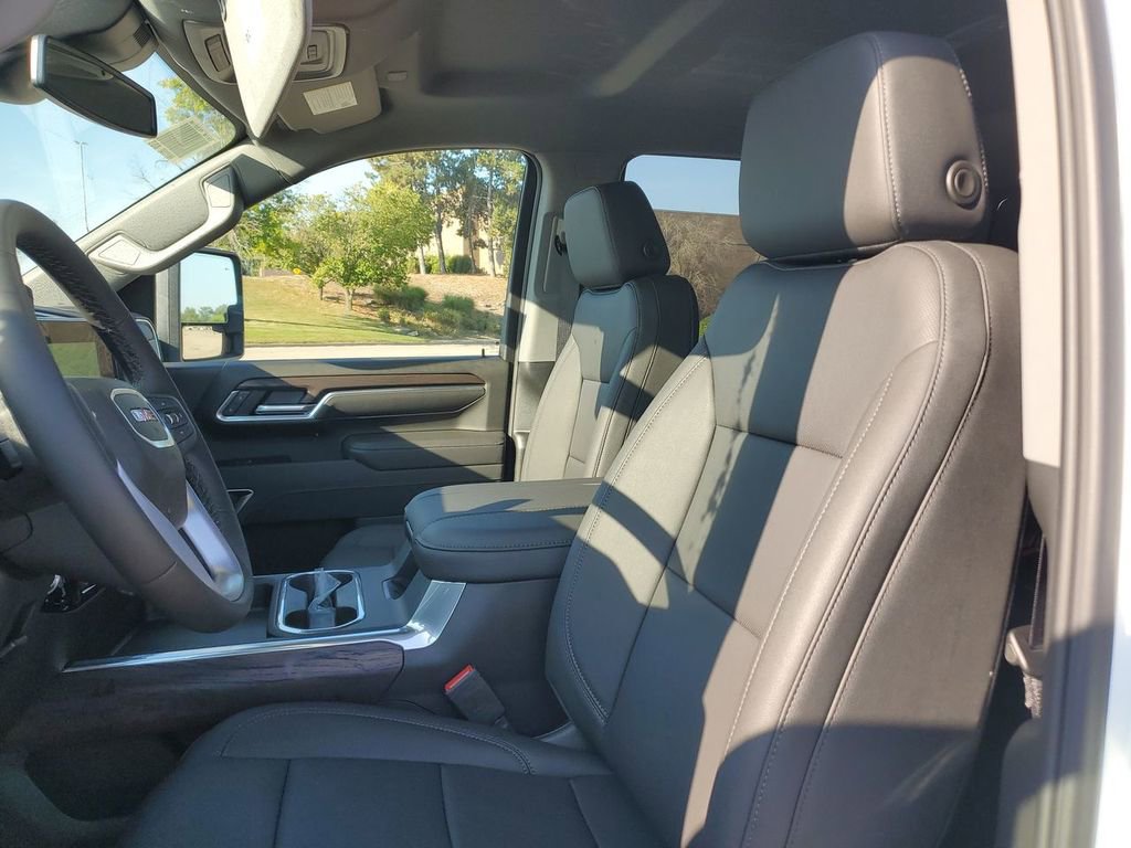 New 2026 GMC Sierra 3500 SLT w/ SLT Premium Package image 19