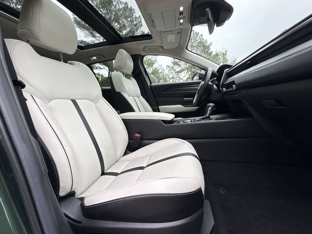 Certified 2026 MAZDA CX-50 AWD 2.5 S w/ Premium Package image 27