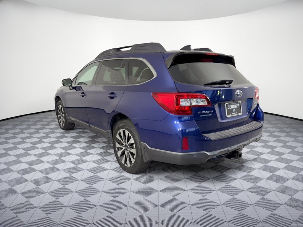 Used 2017 Subaru Outback 3.6R Limited AWD/4WD image 3