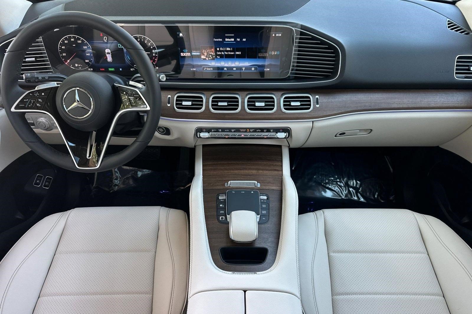 New 2026 Mercedes-Benz GLE 450e 4MATIC image 15