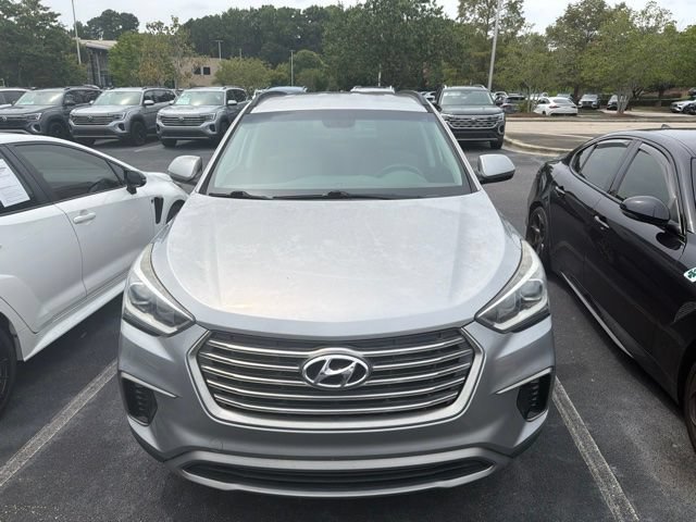 Used 2017 Hyundai Santa Fe SE FWD image 3