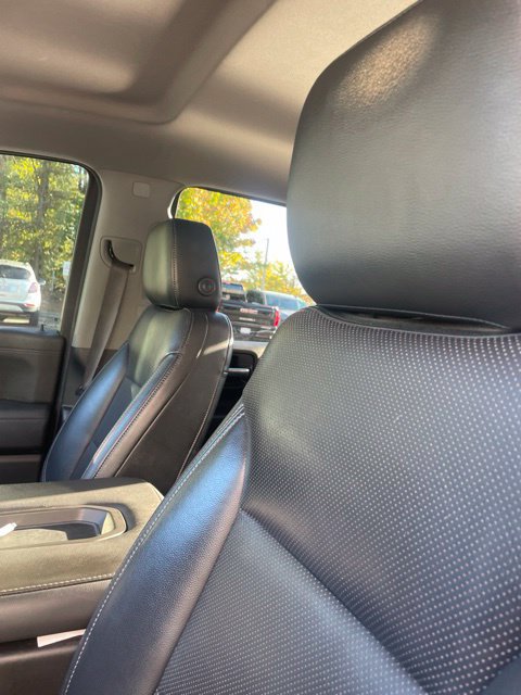 Used 2019 Chevrolet Silverado 1500 LT w/ All-Star Edition RWD image 7