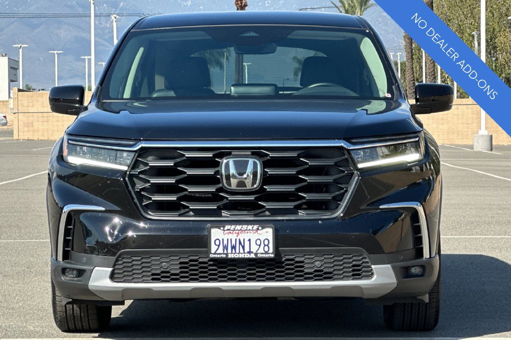 Certified 2025 Honda Pilot EX-L image 9