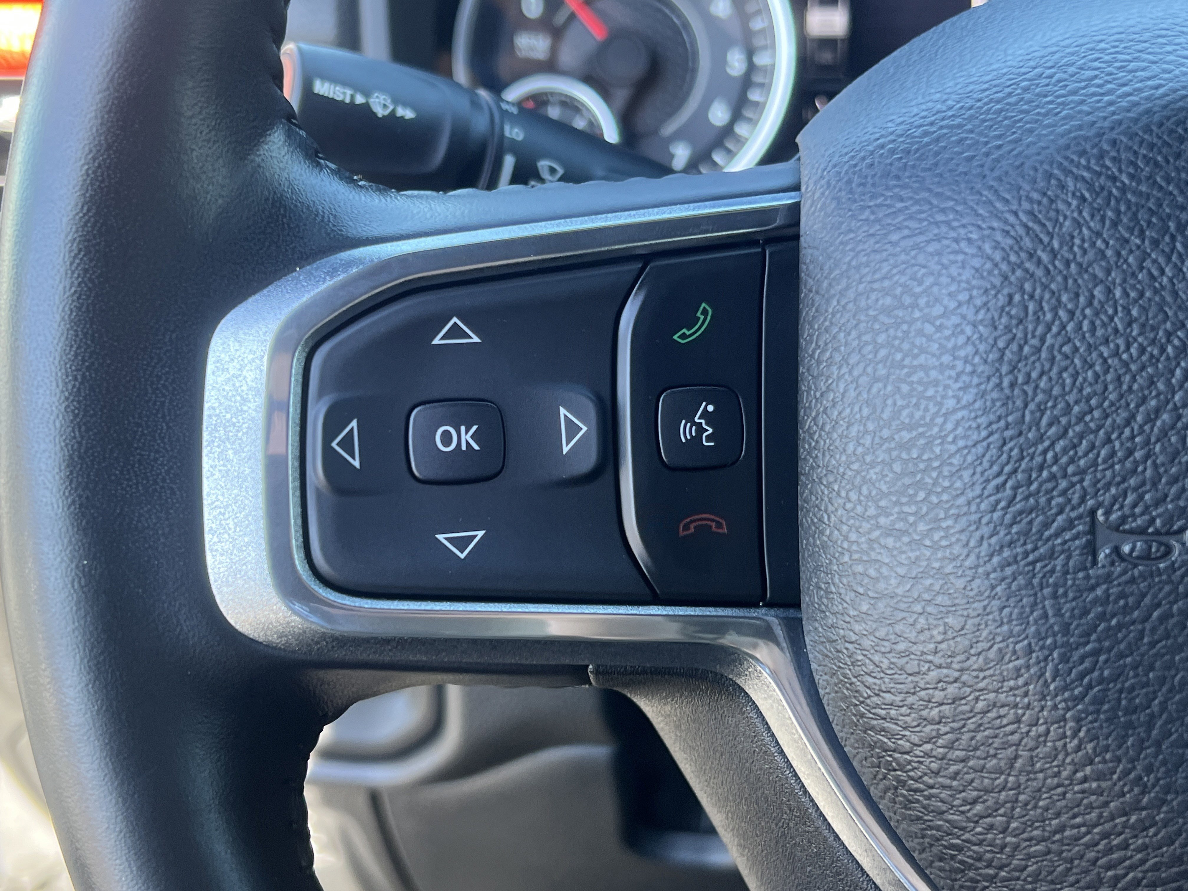 Used 2023 RAM 1500 Laramie AWD/4WD image 31