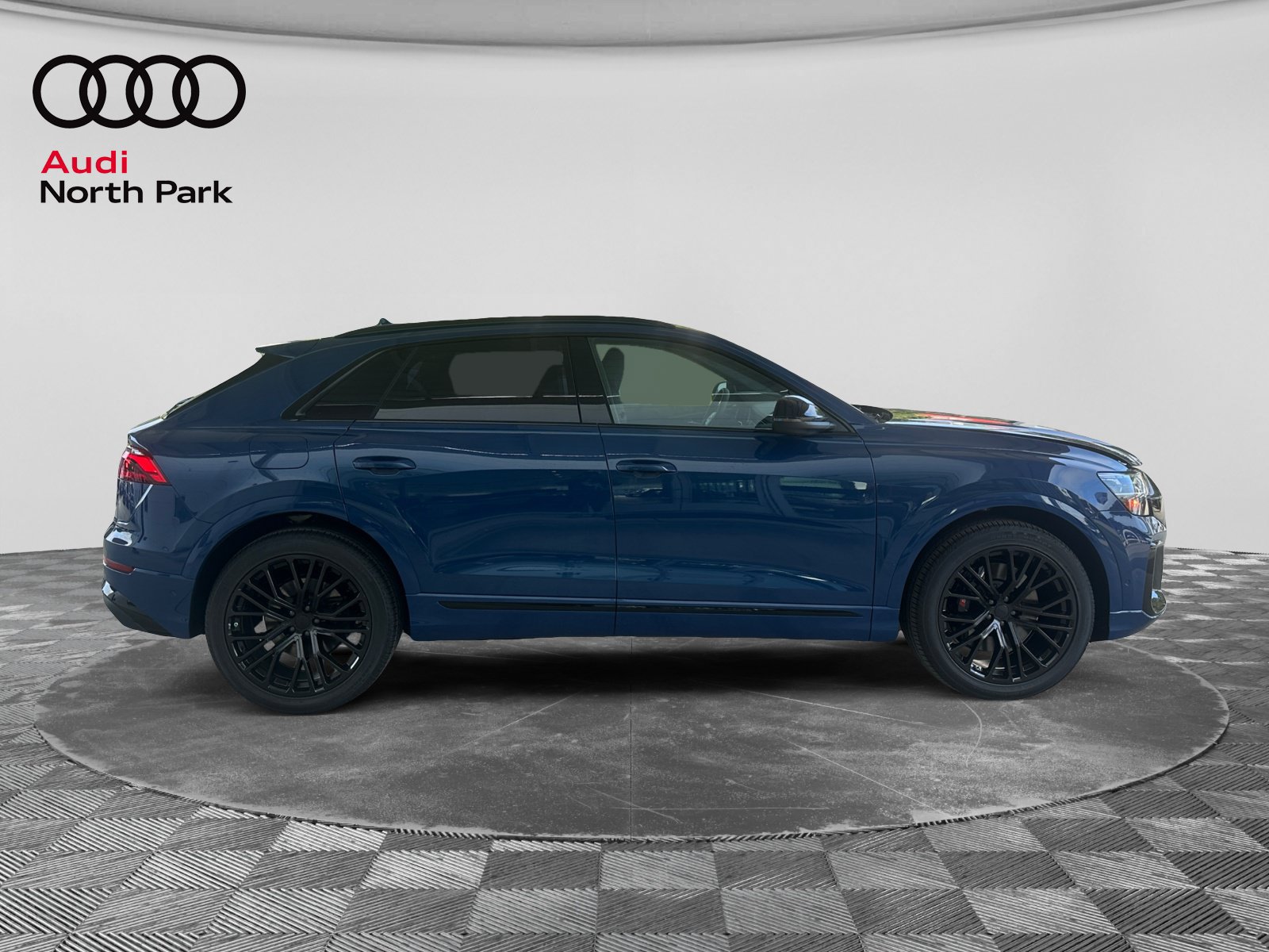 New 2026 Audi SQ8 Prestige AWD/4WD image 6