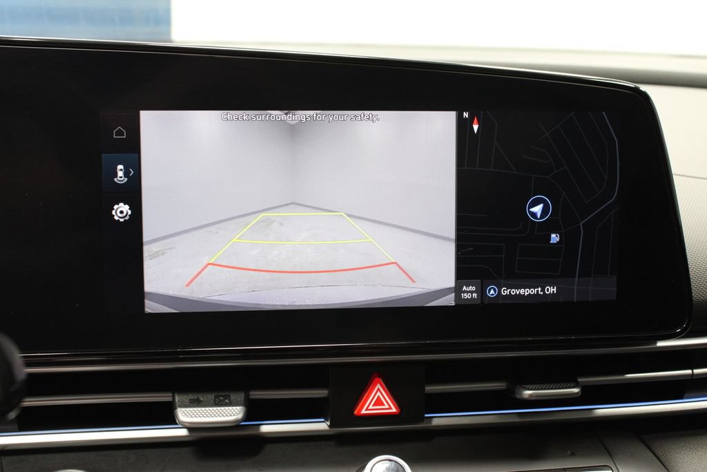 Used 2024 Hyundai Elantra SEL FWD image 2