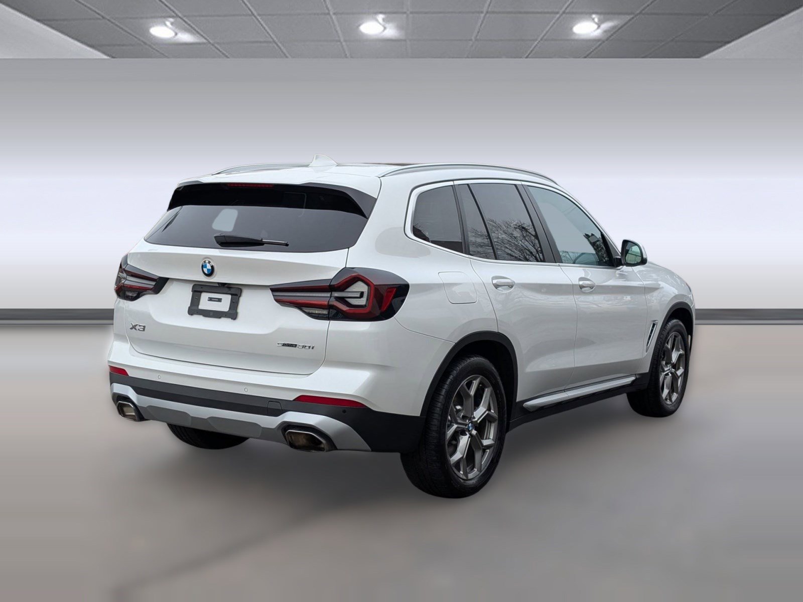 Used 2024 BMW X3 sDrive30i image 9