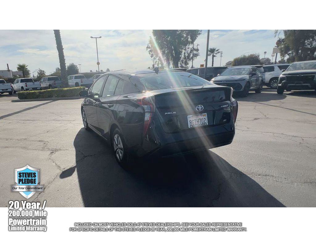 Used 2018 Toyota Prius Two image 9