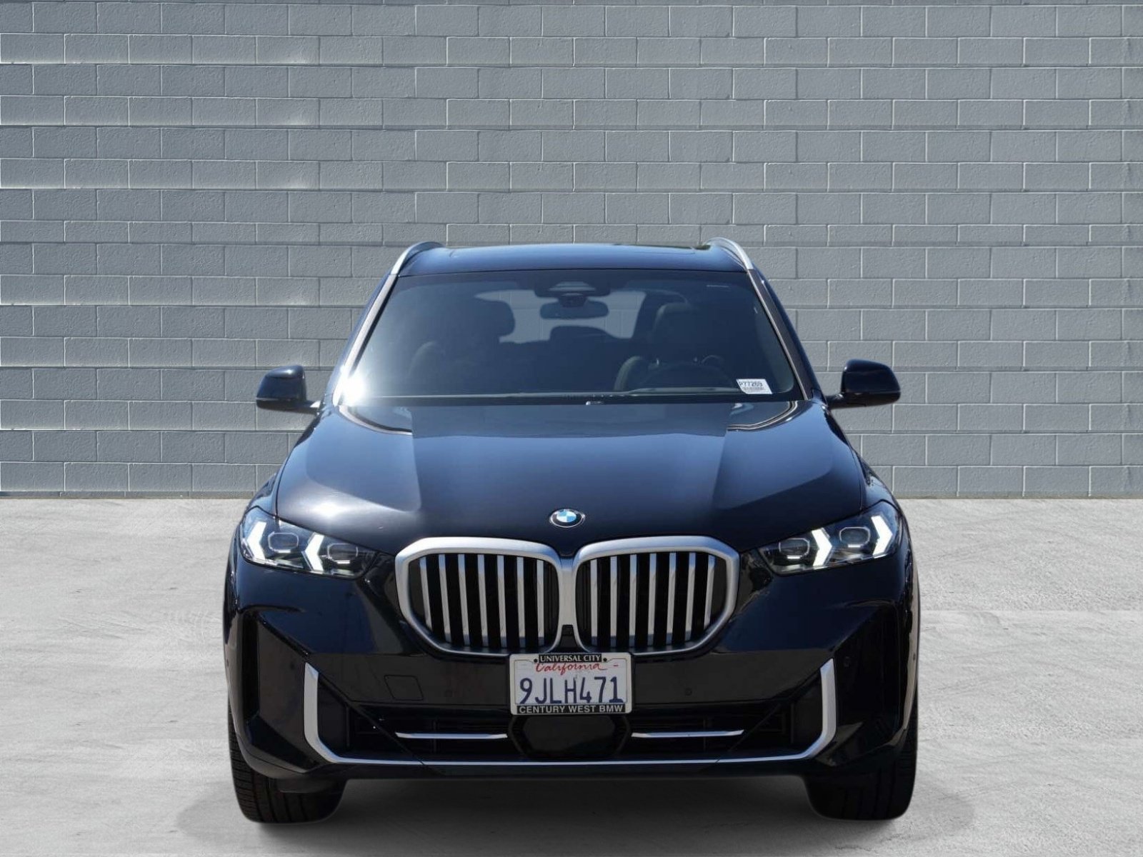 Used 2024 BMW X5 sDrive40i w/ Premium Package RWD image 2