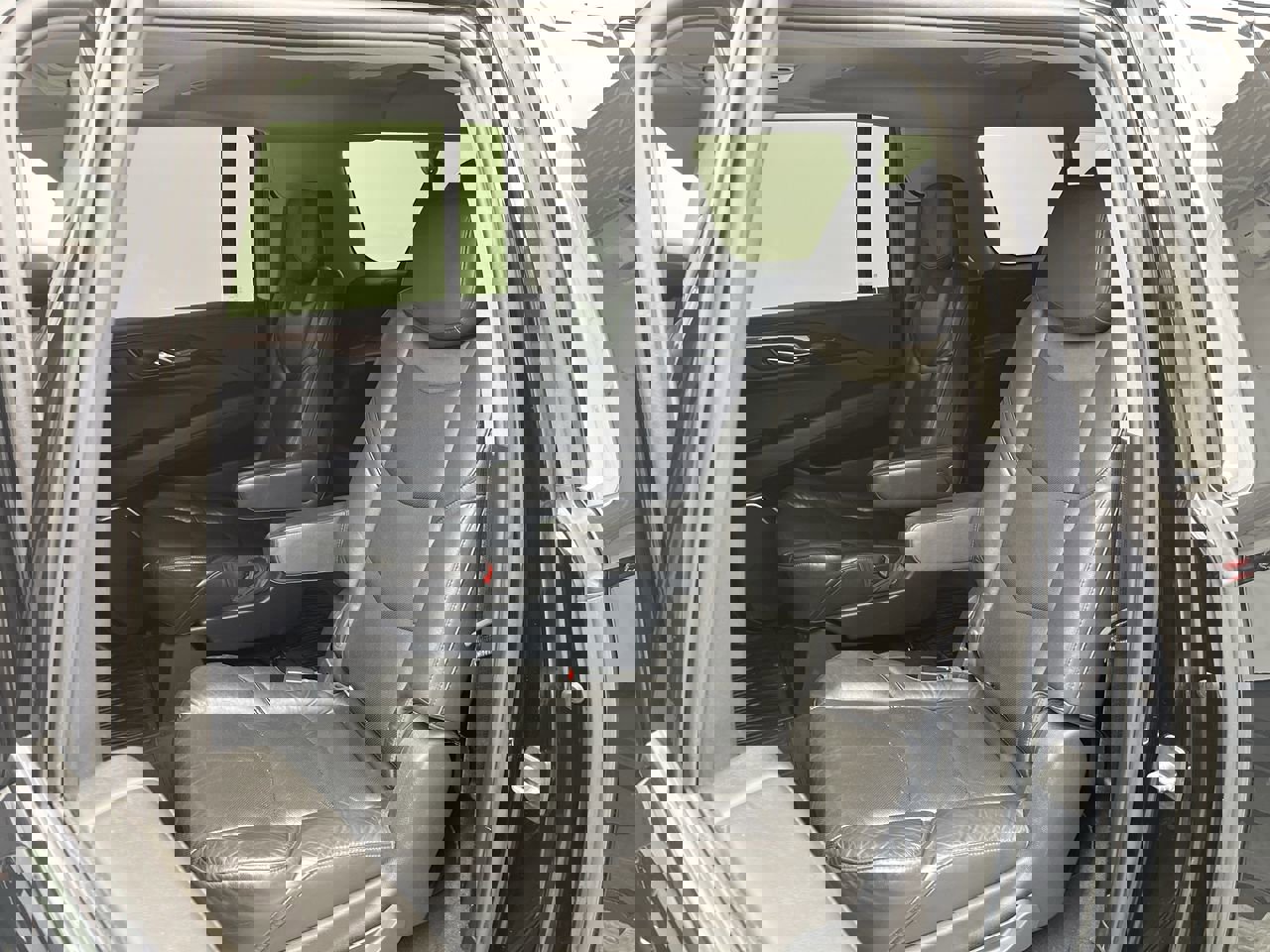 Used 2019 Cadillac Escalade ESV Premium Luxury image 13