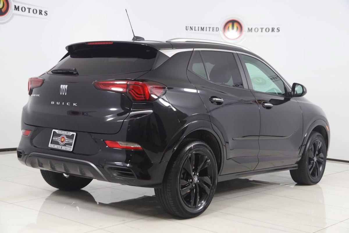 Used 2025 Buick Encore GX Sport Touring AWD/4WD image 3