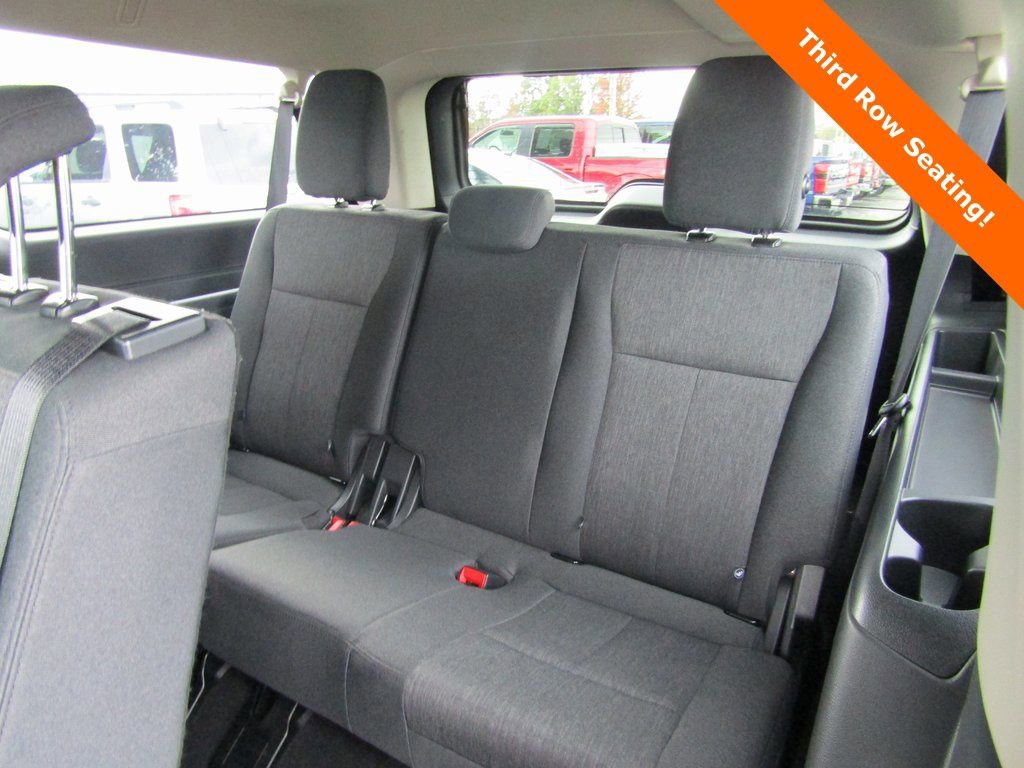 Used 2024 Ford Expedition Max XLT image 19
