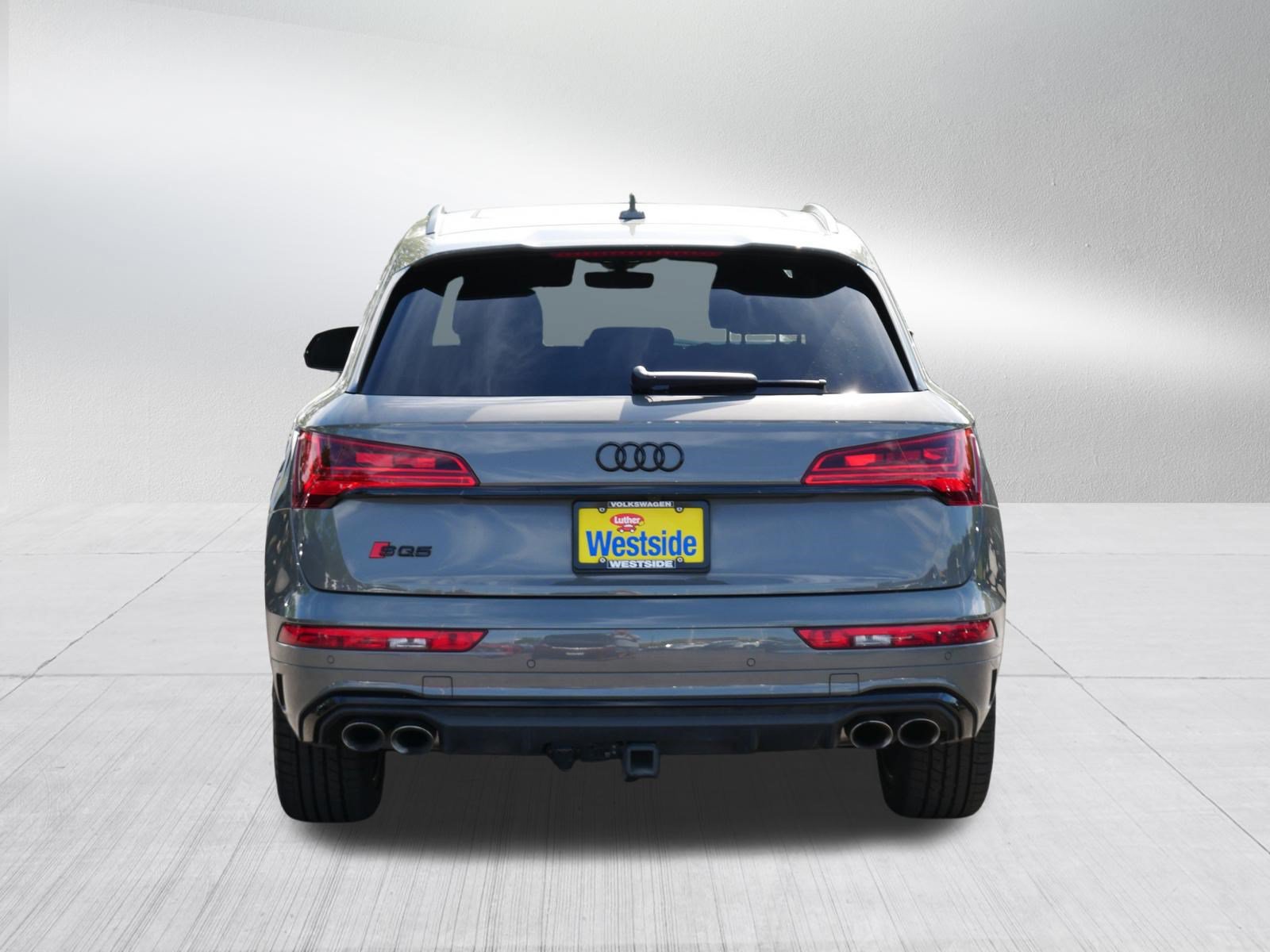 Used 2023 Audi SQ5 Prestige w/ Prestige Package AWD/4WD image 6