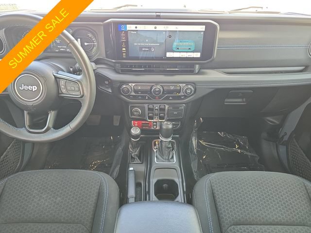 Used 2024 Jeep Wrangler Unlimited Rubicon 4xe AWD/4WD image 11