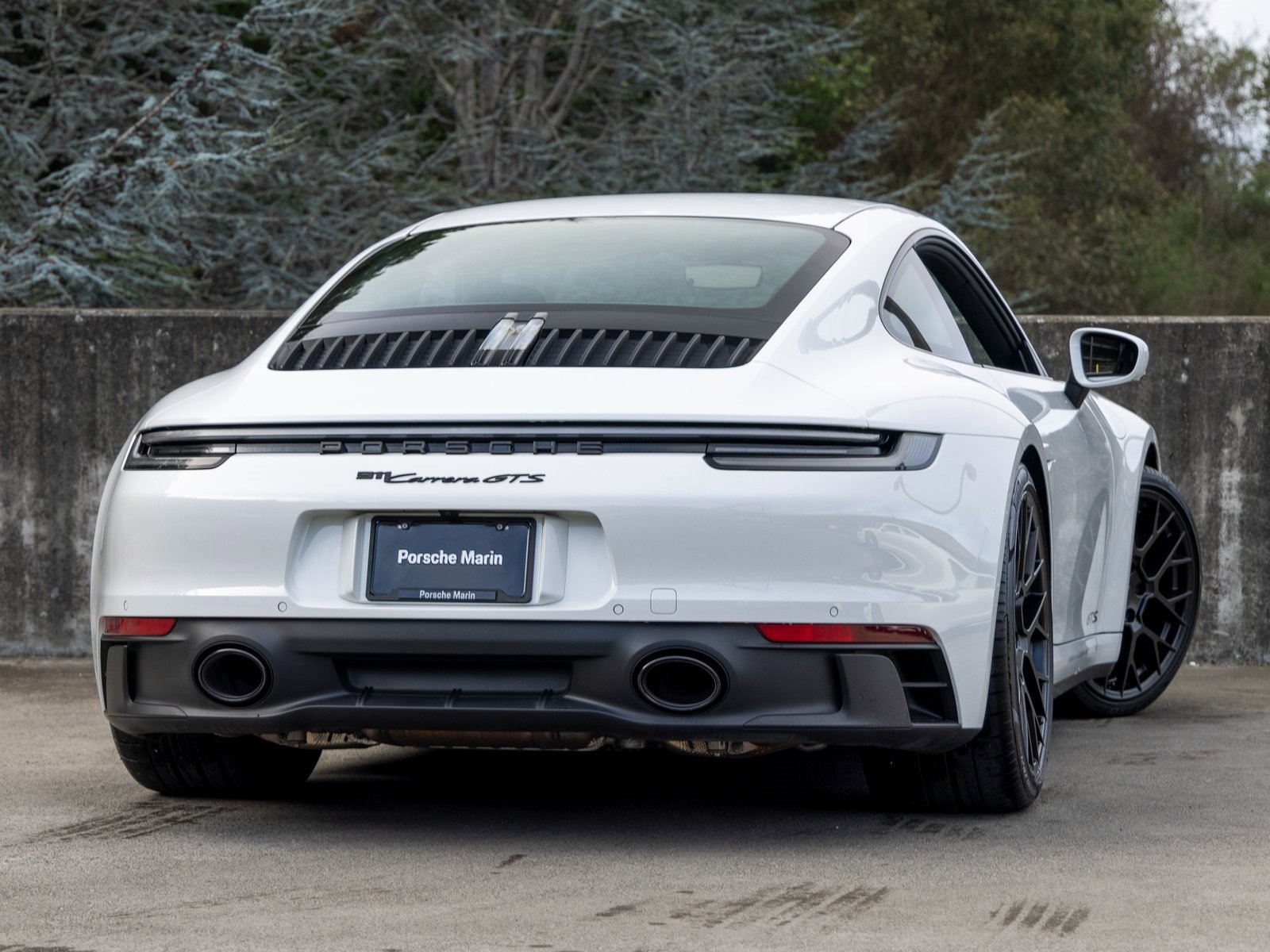 Used 2024 Porsche 911 Carrera GTS image 11