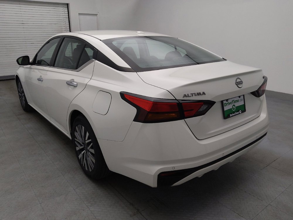 Used 2024 Nissan Altima 2.5 SV image 5
