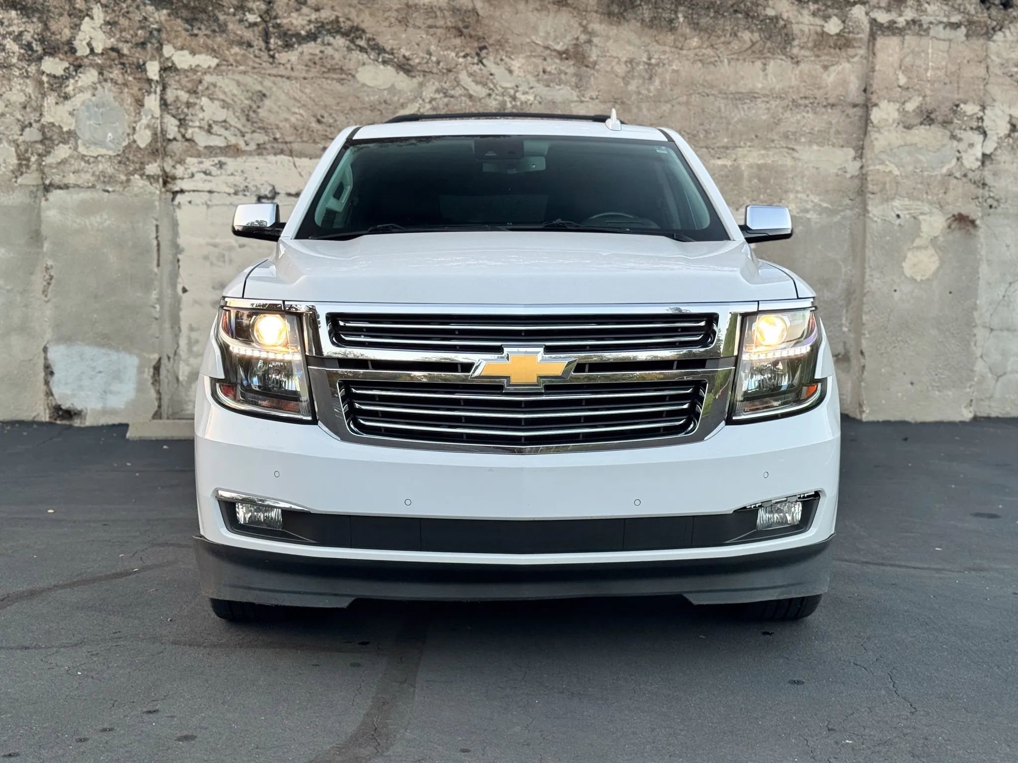 Used 2020 Chevrolet Suburban Premier w/ Premier Plus Edition image 9