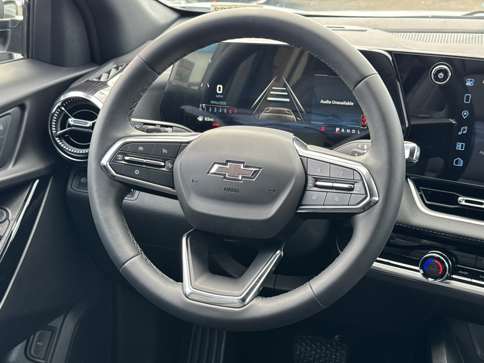 New 2027 Chevrolet Equinox LT w/ Convenience Package II FWD image 17