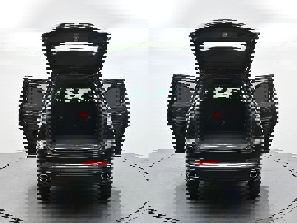 Used 2023 Jeep Grand Cherokee Overland image 45