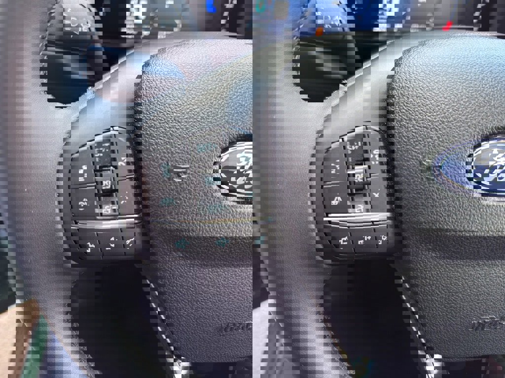 New 2025 Ford Maverick Lariat w/ Black Appearance Package image 19