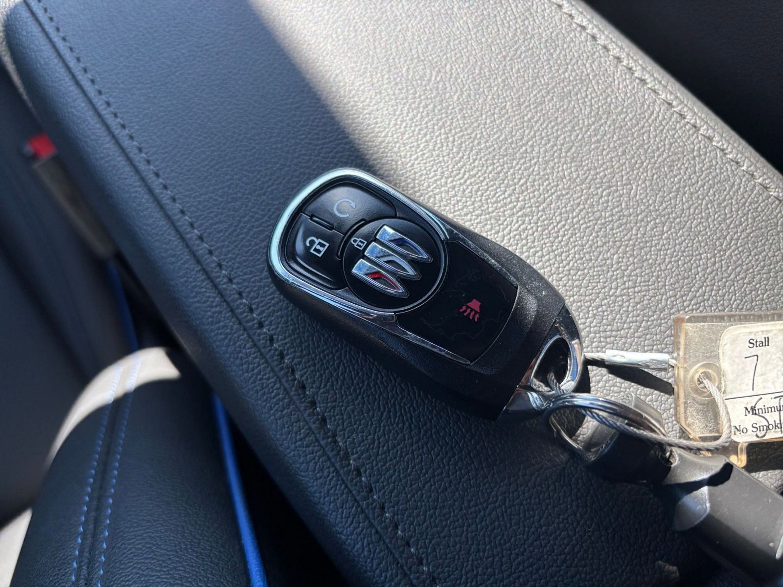 Used 2025 Buick Envista Sport Touring image 21