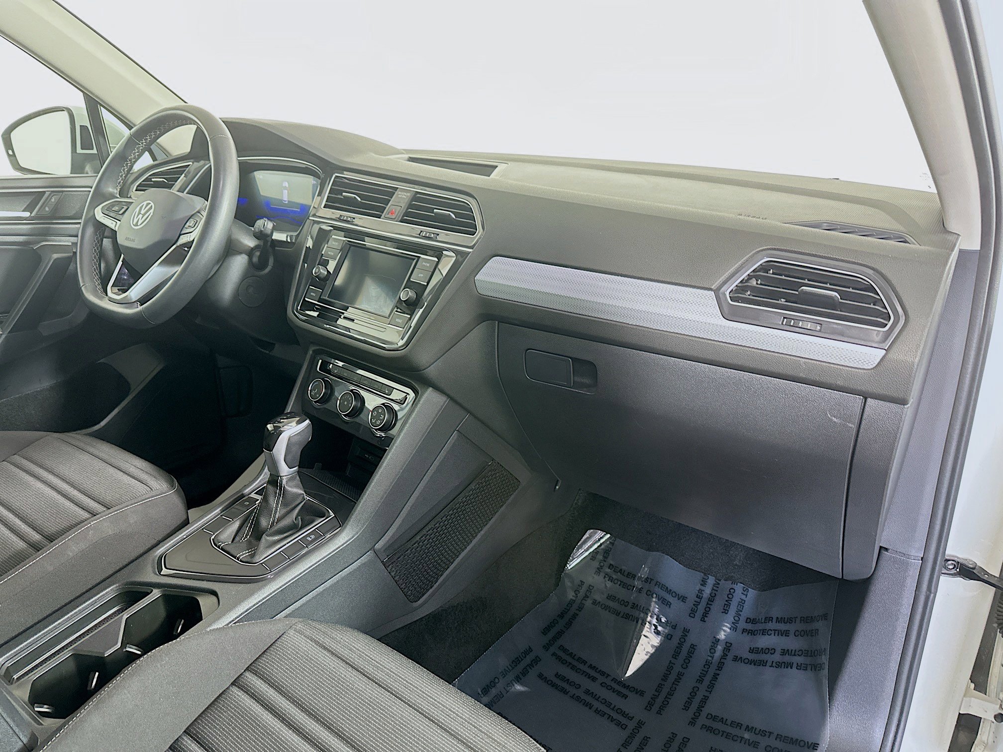 Used 2024 Volkswagen Tiguan S image 26