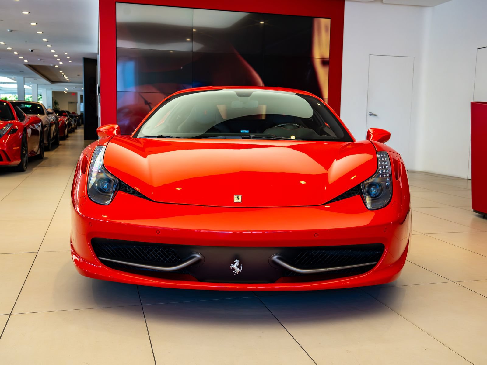 Certified 2014 Ferrari 458 Italia Coupe RWD image 2