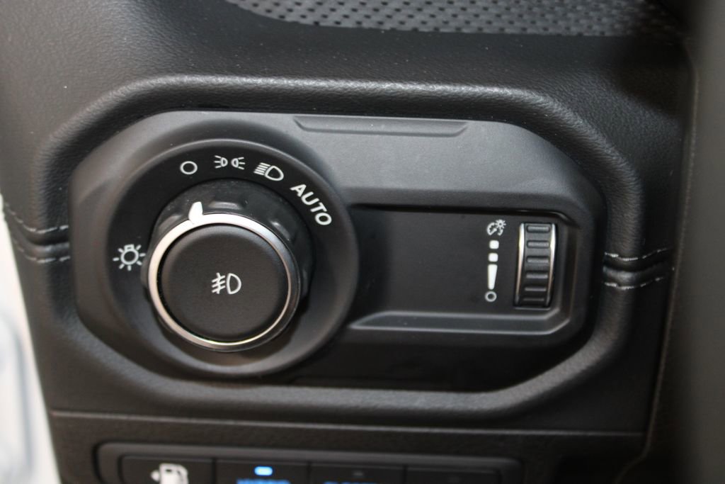 Used 2024 Jeep Wrangler Unlimited Rubicon 4xe AWD/4WD image 42