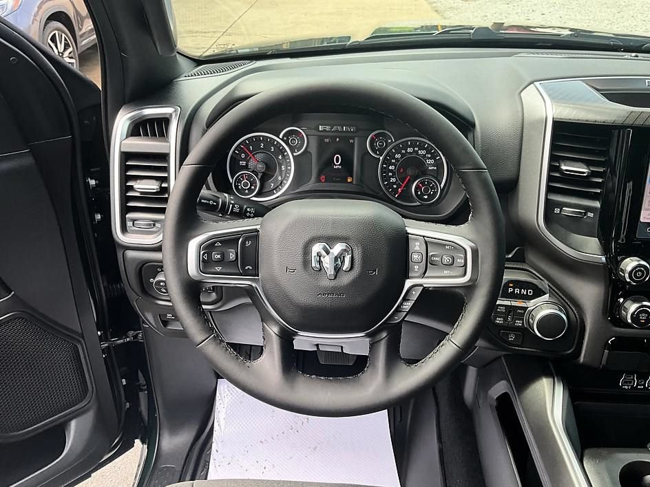 New 2026 RAM 1500 Big Horn w/ Night Edition AWD/4WD image 33