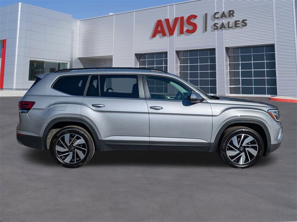 Used 2025 Volkswagen Atlas SE image 5