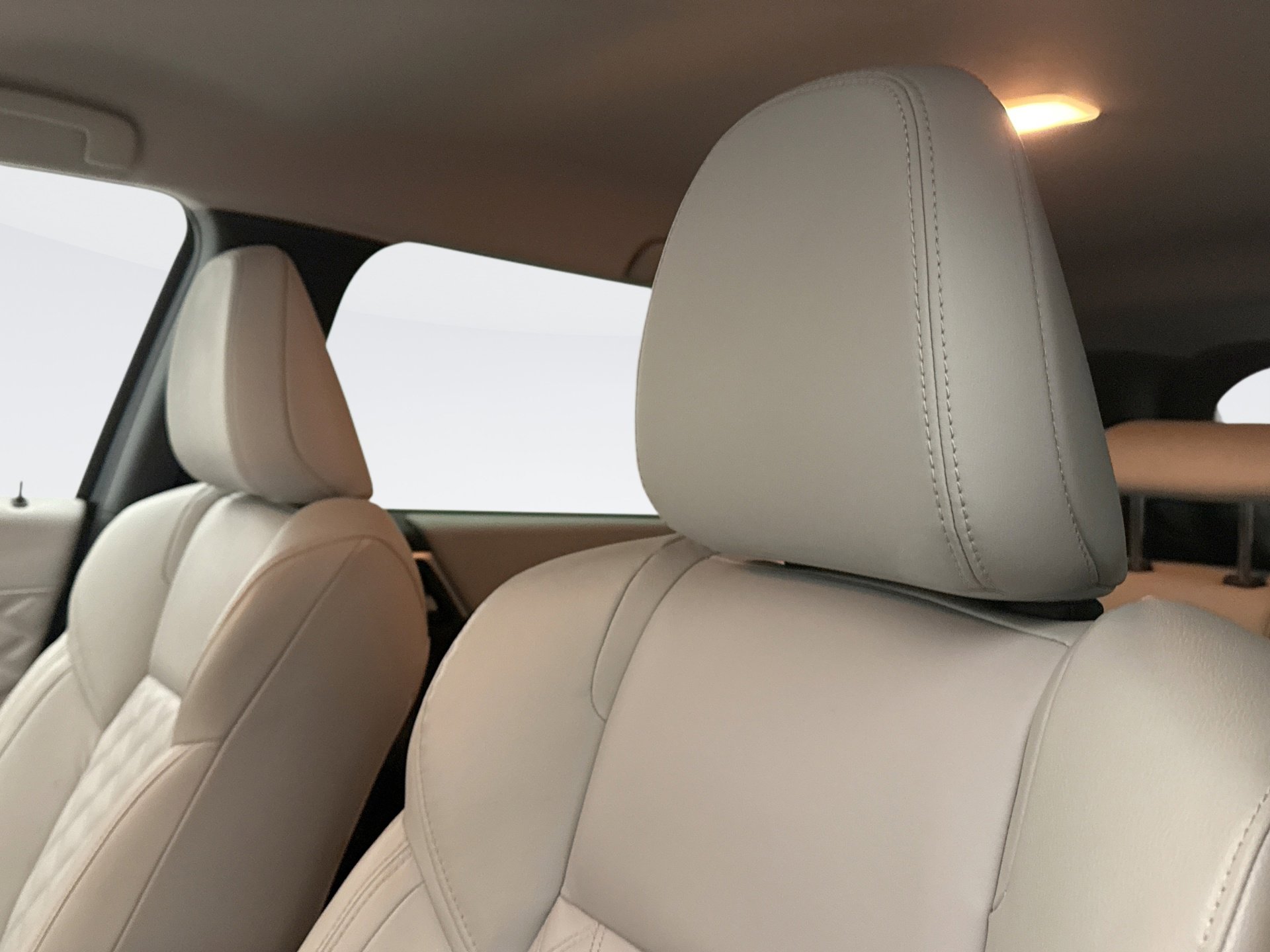 Used 2022 Mitsubishi Outlander SEL image 8