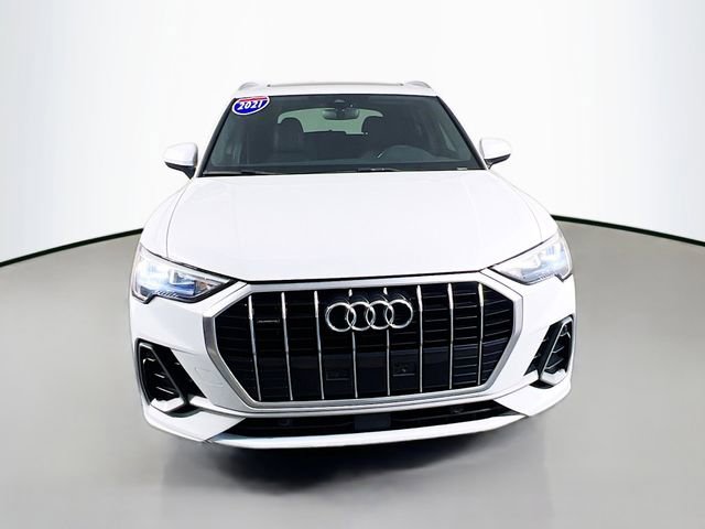 Used 2021 Audi Q3 2.0T Premium w/ Convenience Package AWD/4WD image 3