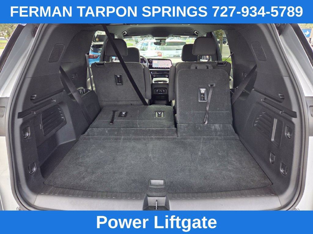 Certified 2026 Chevrolet Traverse LT w/ Driver Confidence Package FWD image 19