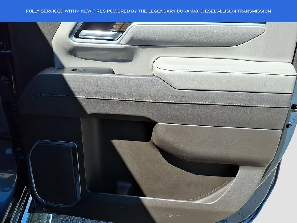 Used 2025 Chevrolet Silverado 2500 LT w/ Convenience Package image 11