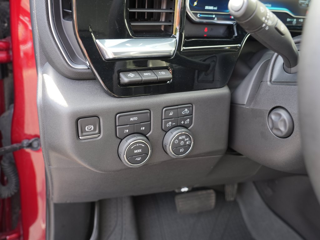 Certified 2024 Chevrolet Silverado 1500 LTZ w/ Technology Package AWD/4WD image 17