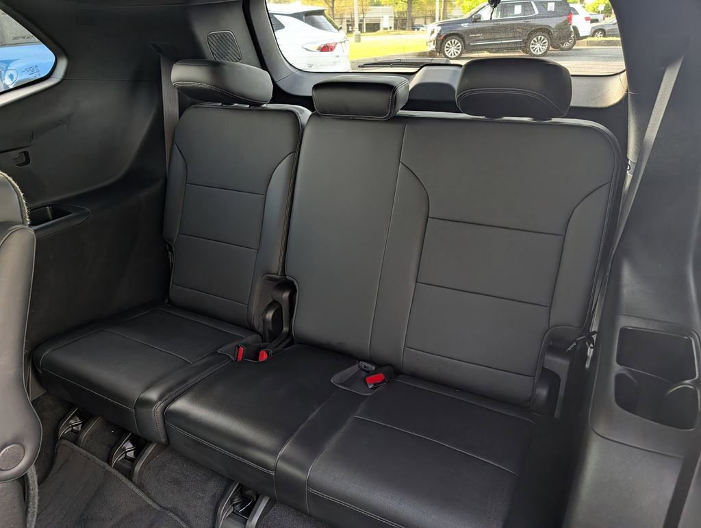 Used 2025 Buick Enclave Preferred image 19