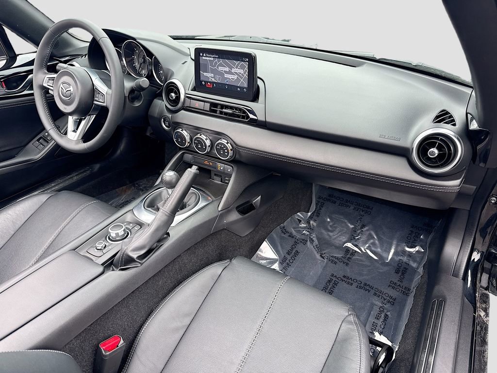 Used 2022 MAZDA MX-5 Miata Grand Touring w/ Weather Package image 27