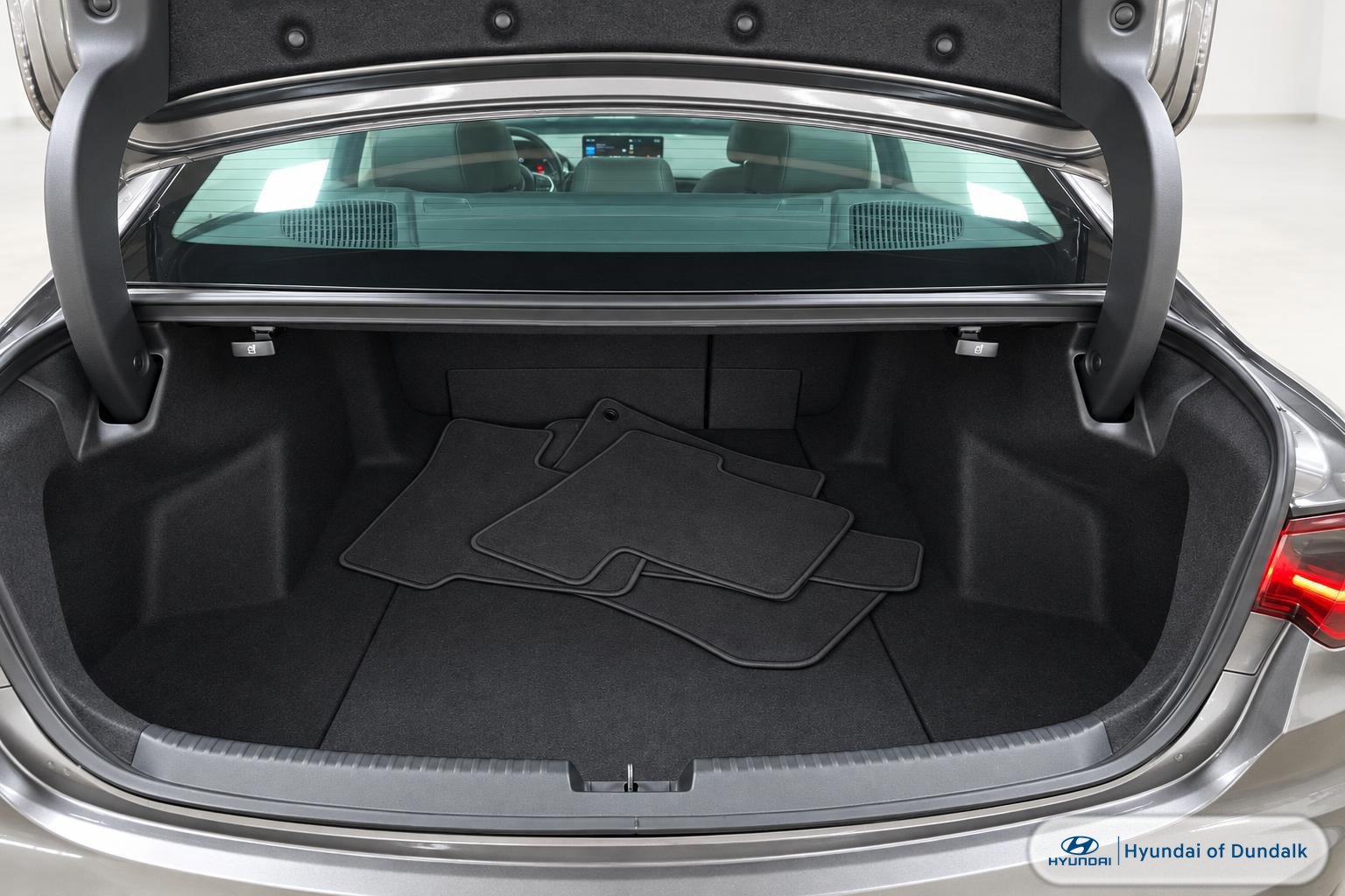 Used 2025 Acura TLX w/ Technology Package FWD image 14