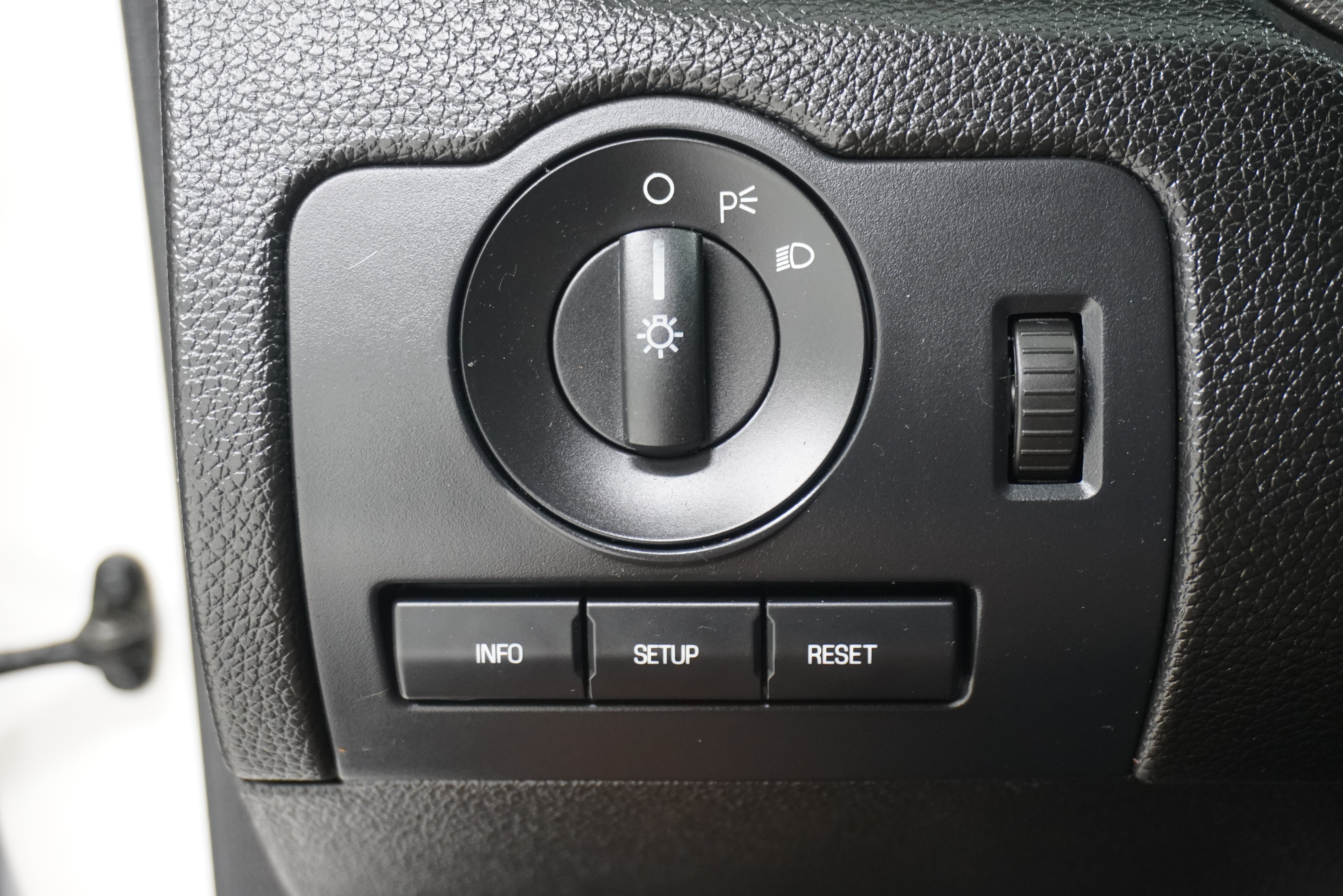 Used 2012 Ford Mustang Coupe RWD image 19