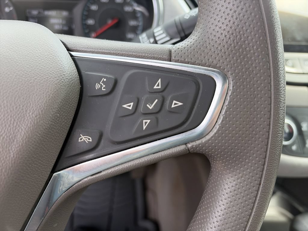 Used 2021 Chevrolet Malibu LT FWD image 21